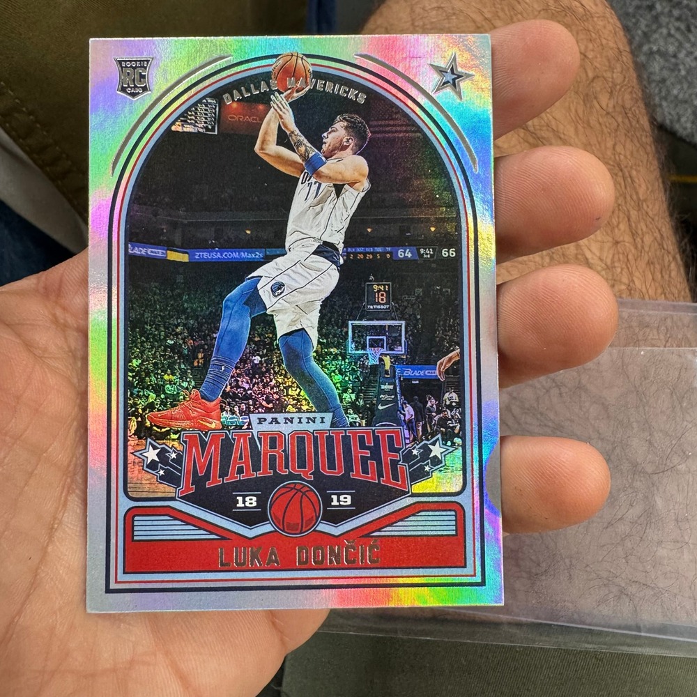 Panini Trading Card Luka Doncic OS Silver Marquee 2018-19 Chronicles Rookie 255